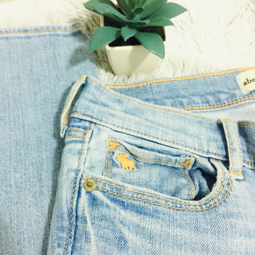 EUC Abercrombie Skinny Jeans - Picture 4 of 7
